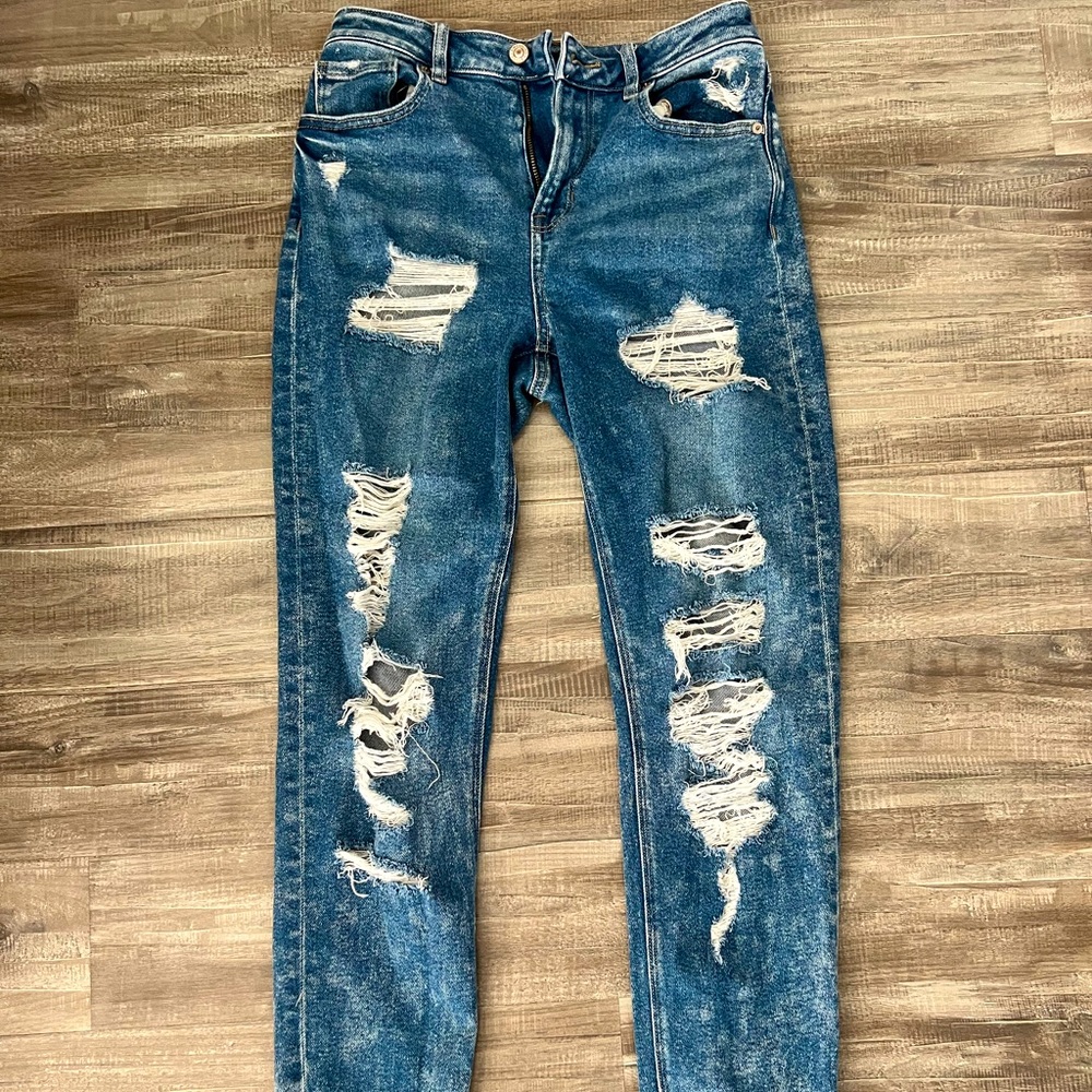 American Eagle 🦅 mom jeans, size 2